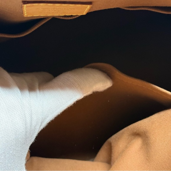 Louis Vuitton Monogram Tivoli GM - Picture 16 of 16